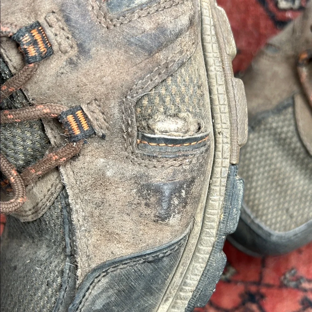 Cabela's Gray & Brown Men's Boots size 11.5;Used Condition, but still have Life!